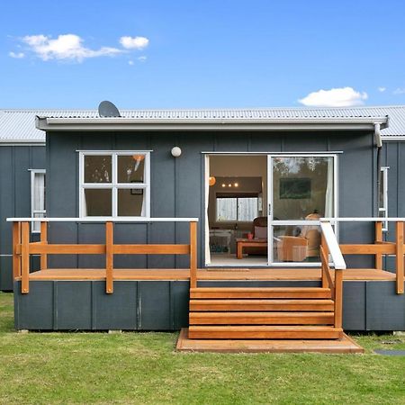 Clara'S Togs And Towels - Waihi - Bachcare Nz Villa Exterior photo